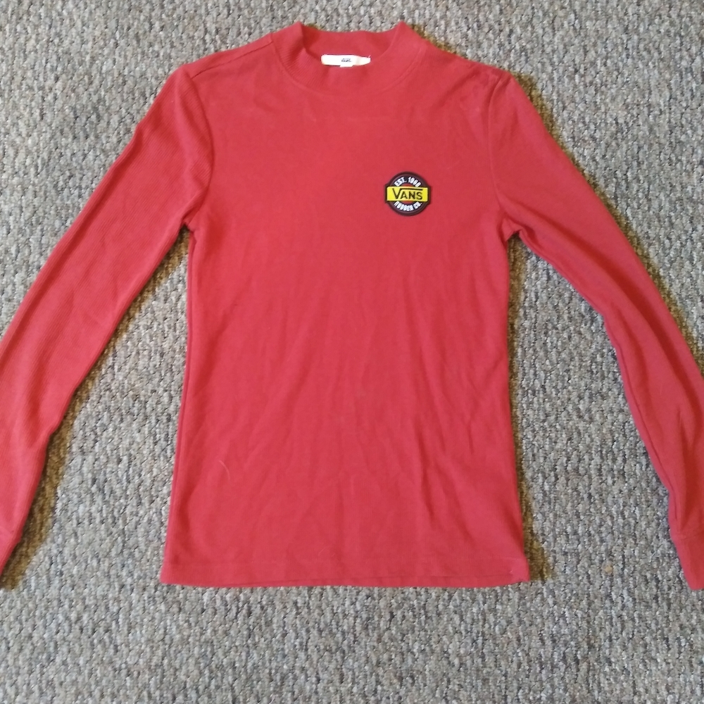 X-Small Vans shirt. Worn only once. Super cute!!